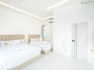 Villa en venta de 6 habitaciones 