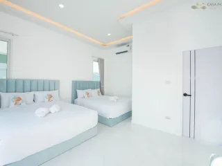 Villa en venta de 6 habitaciones 