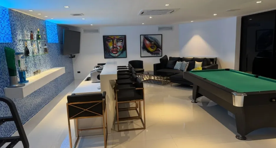 For sale 6 bedrooms villa in Bang Lamung, Chonburi