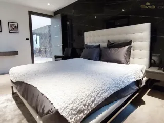 Villa en venta de 6 habitaciones 