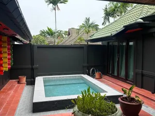 Villa en alquiler de 5 habitaciones en Bang Lamung, Chonburi