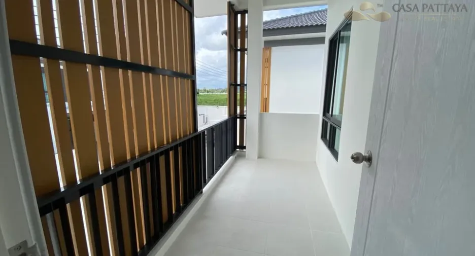 À louer 4 chambres maison à Bang Lamung, Chonburi