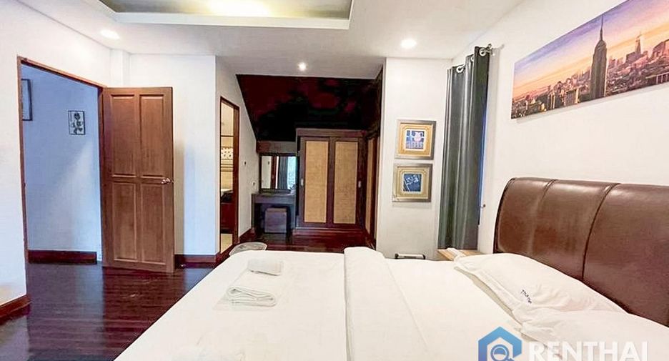 For sale 4 ベッドルーム house in Bang Lamung, Chonburi