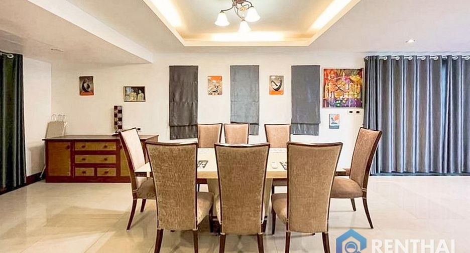 For sale 4 ベッドルーム house in Bang Lamung, Chonburi