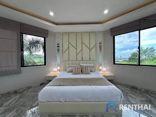 À louer et à vendre 4 chambres maison à Bang Lamung, Chonburi