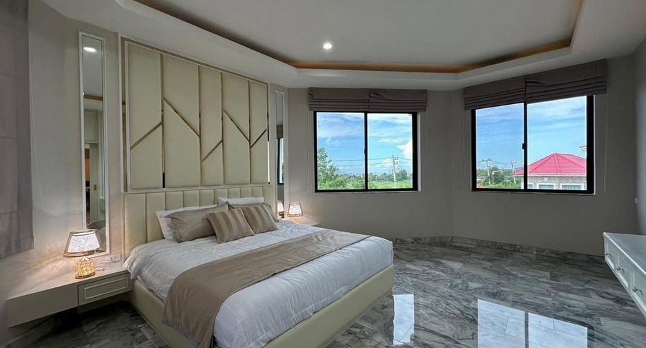 Haus zur Miete und zum Kauf mit 4 Zimmer in Bang Lamung, Chonburi