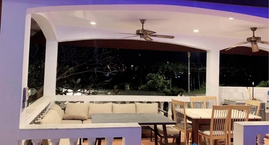 Haus zur Miete und zum Kauf mit 4 Zimmer in Bang Lamung, Chonburi