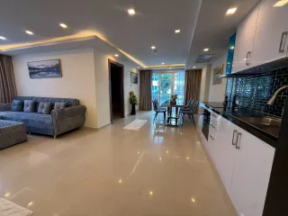 For sale 3 bedrooms condo in Bang Lamung, Chonburi