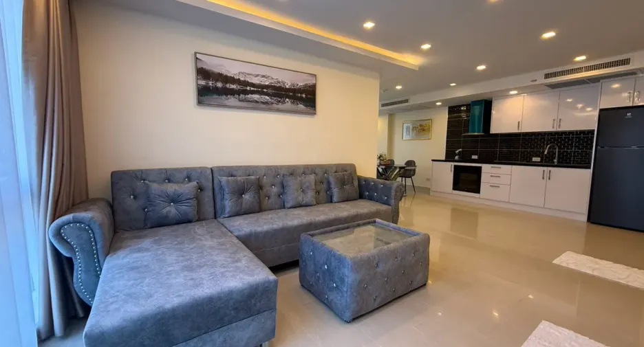 For sale 3 bedrooms condo in Bang Lamung, Chonburi