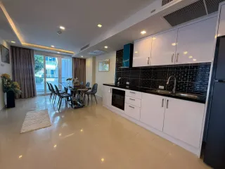 For sale 3 bedrooms condo in Bang Lamung, Chonburi