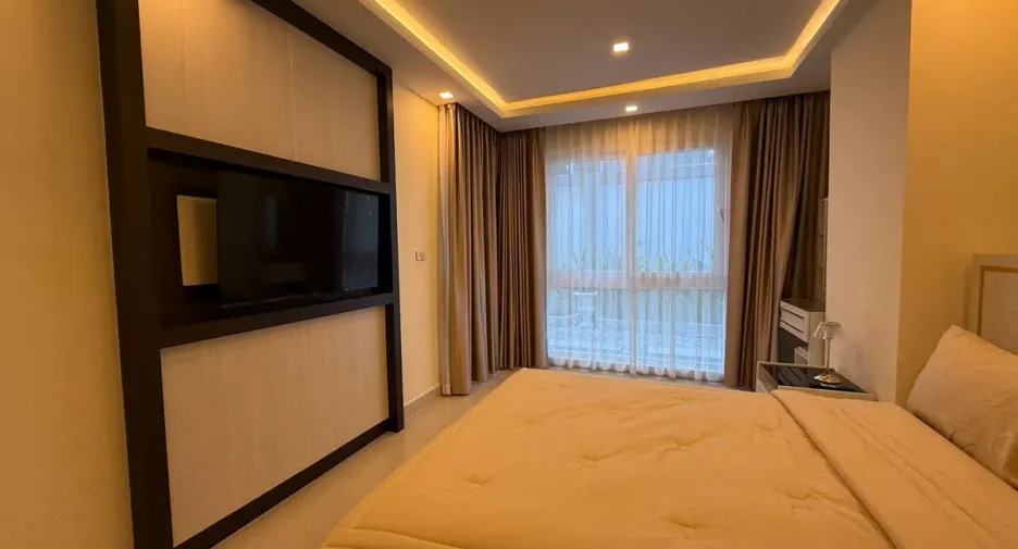 For sale 3 bedrooms condo in Bang Lamung, Chonburi