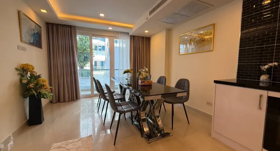 For sale 3 bedrooms condo in Bang Lamung, Chonburi