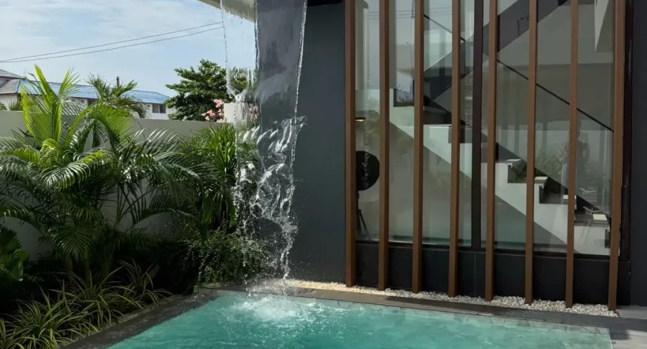 For sale 4 ベッドルーム house in Bang Lamung, Chonburi