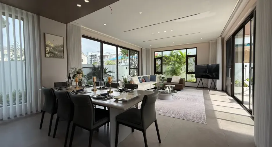 For sale 4 ベッドルーム house in Bang Lamung, Chonburi