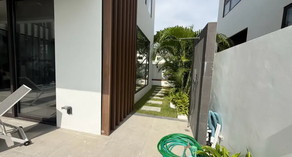 For sale 4 ベッドルーム house in Bang Lamung, Chonburi