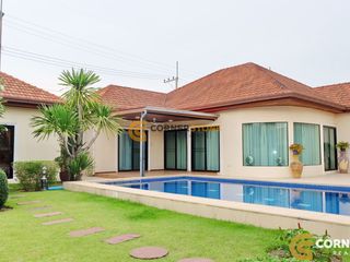 À louer 3 chambres maison à Bang Lamung, Chonburi