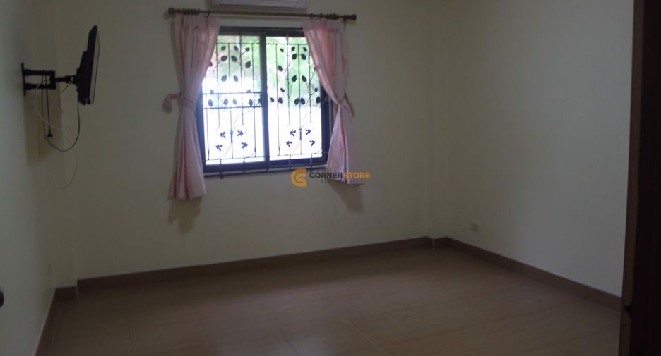 For rent and for sale 3 bedrooms house in Bang Lamung, Chonburi