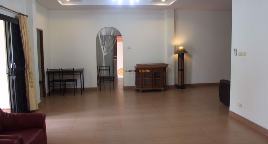 For rent and for sale 3 bedrooms house in Bang Lamung, Chonburi