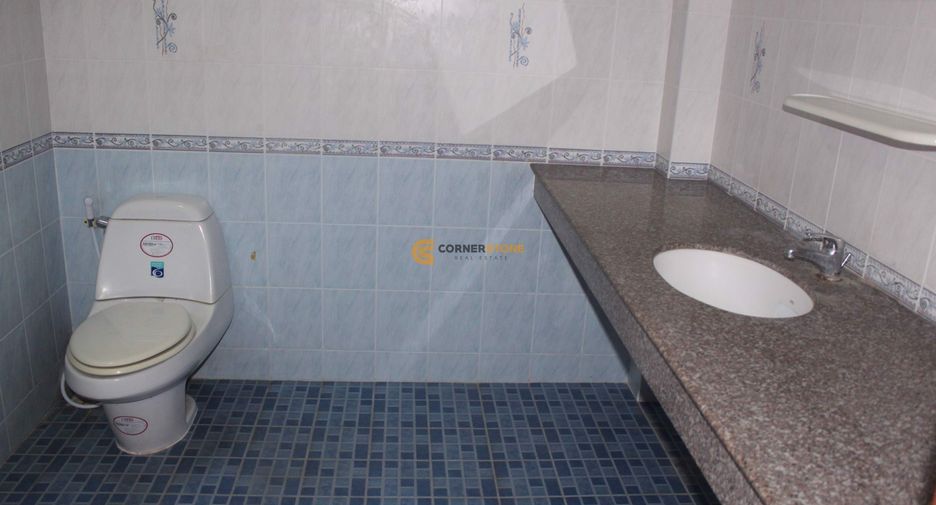 For rent and for sale 3 bedrooms house in Bang Lamung, Chonburi