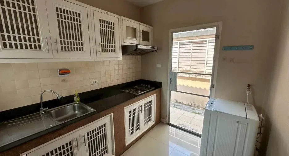 For rent 2 ベッドルーム house in San Sai, Chiang Mai
