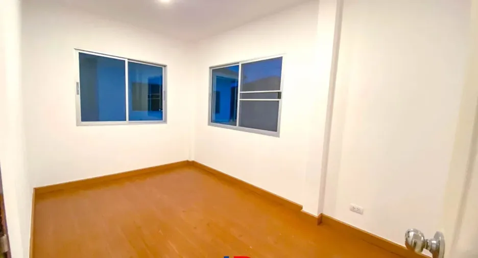 Продажа 3 спальни дом в Mueang Samut Sakhon, Самутсакхон