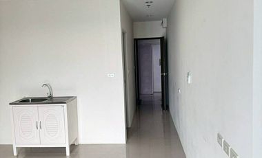 For sale 1 bed condo 