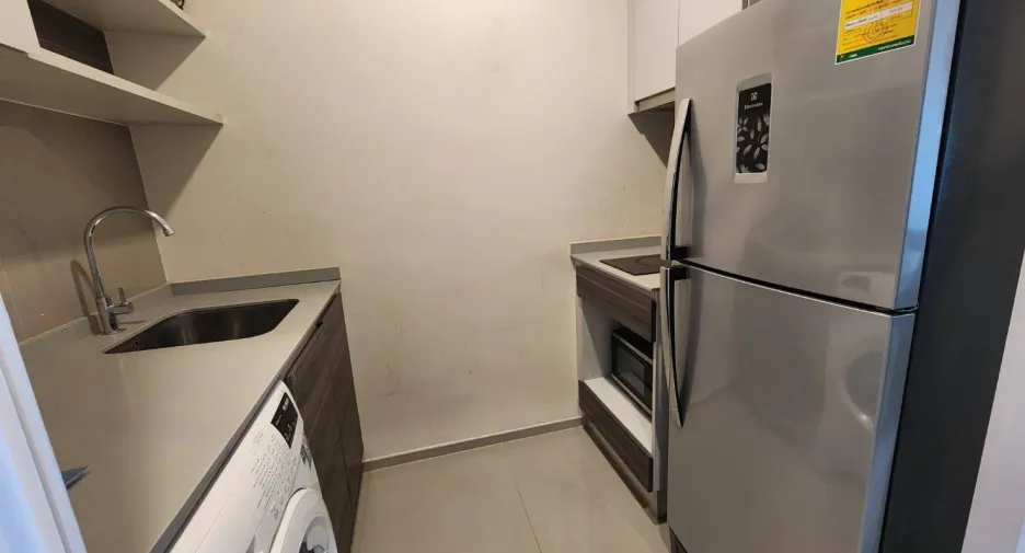 Condo en venta de 1 habitaciones en Huai Khwang, Bangkok