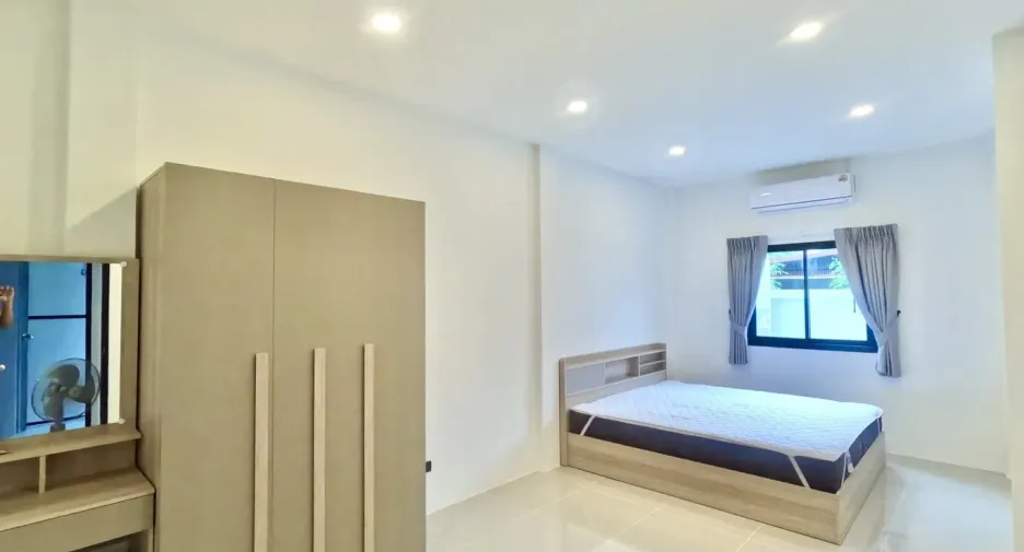 Haus zur Miete mit 2 Zimmer in Mueang Phuket, Phuket
