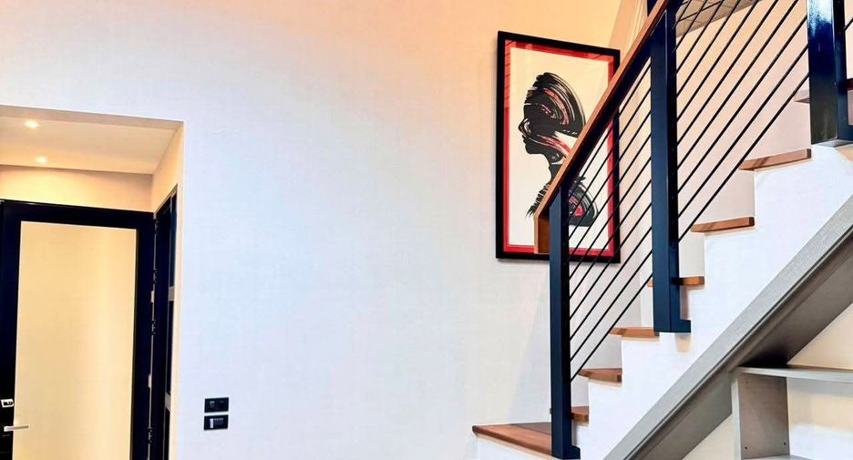 For sale 4 ベッドルーム house in Mueang Chiang Mai, Chiang Mai