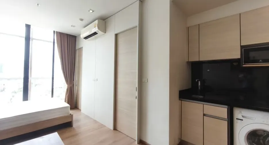 For rent スタジオ condo in Khlong Toei, Bangkok