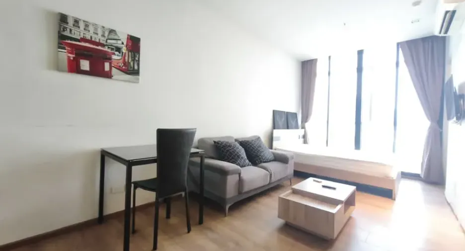For rent スタジオ condo in Khlong Toei, Bangkok