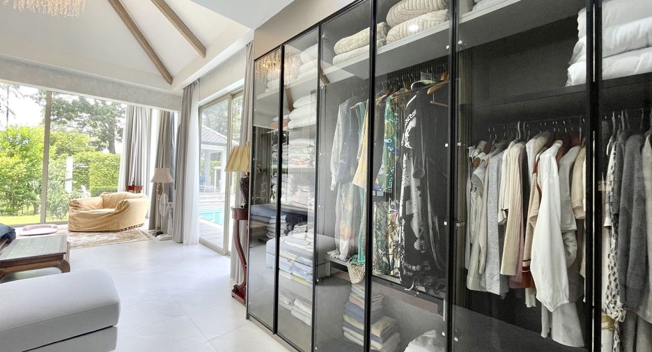 Villa en venta de 4 habitaciones en Thalang, Phuket