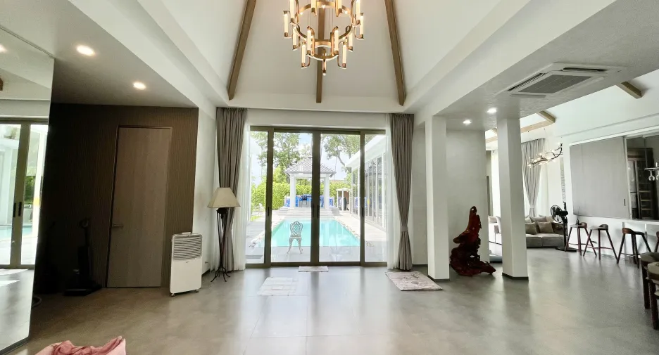 Villa en venta de 4 habitaciones en Thalang, Phuket