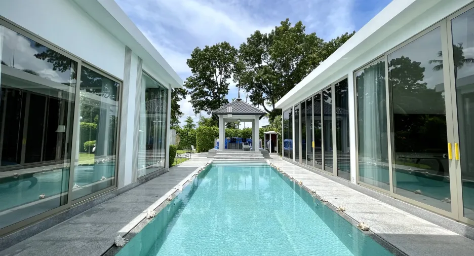 Villa en venta de 4 habitaciones en Thalang, Phuket
