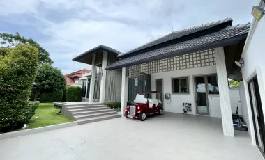 Villa en venta de 4 habitaciones en Thalang, Phuket