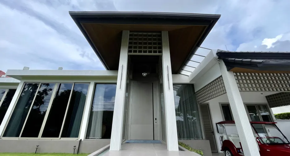 Villa en venta de 4 habitaciones en Thalang, Phuket