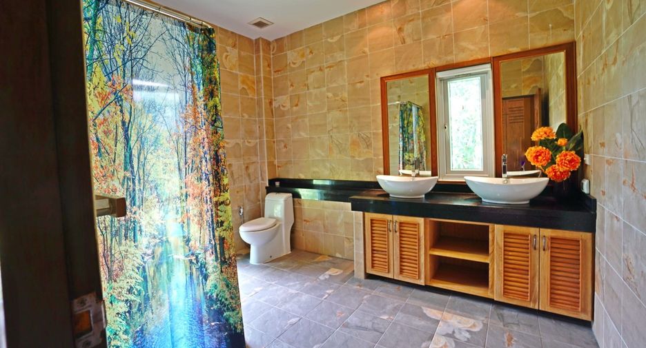 À louer 6 chambres villa à Kathu, Phuket