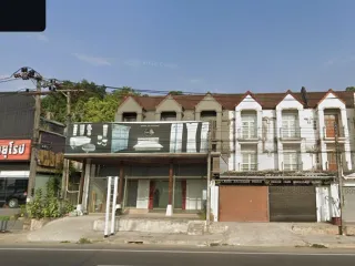 Gewerbefläche zum Kauf und zur Miete mit 6 Zimmer in Mueang Phuket, Phuket