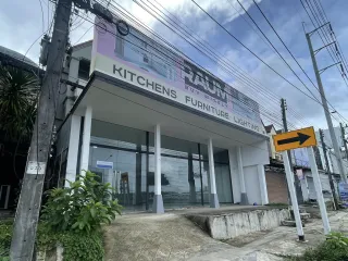Gewerbefläche zum Kauf und zur Miete mit 6 Zimmer in Mueang Phuket, Phuket