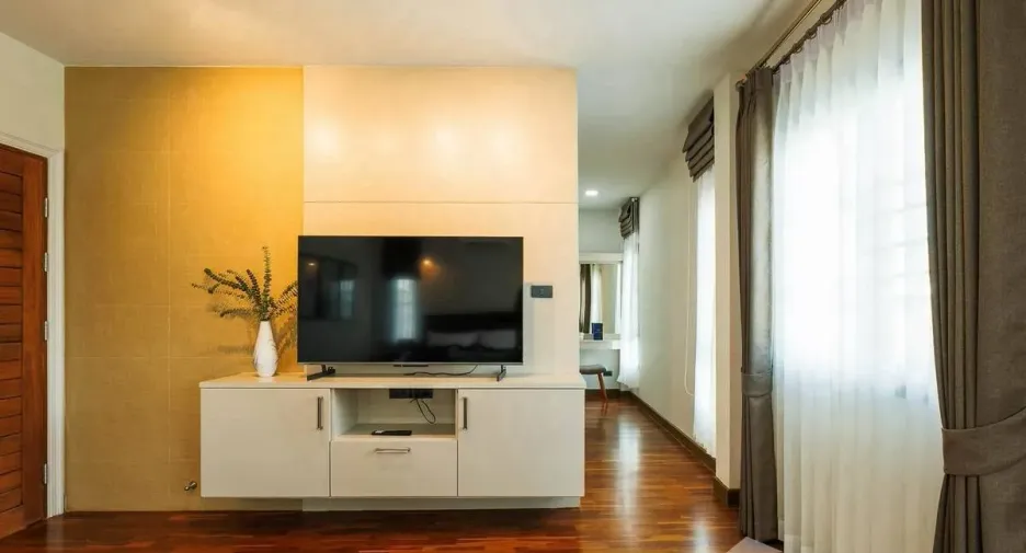 For sale 5 ベッドルーム villa in Mueang Chiang Mai, Chiang Mai
