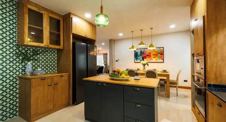For sale 5 ベッドルーム villa in Mueang Chiang Mai, Chiang Mai
