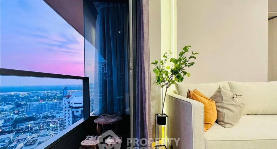 For sale 2 bedrooms condo in Khlong Toei, Bangkok
