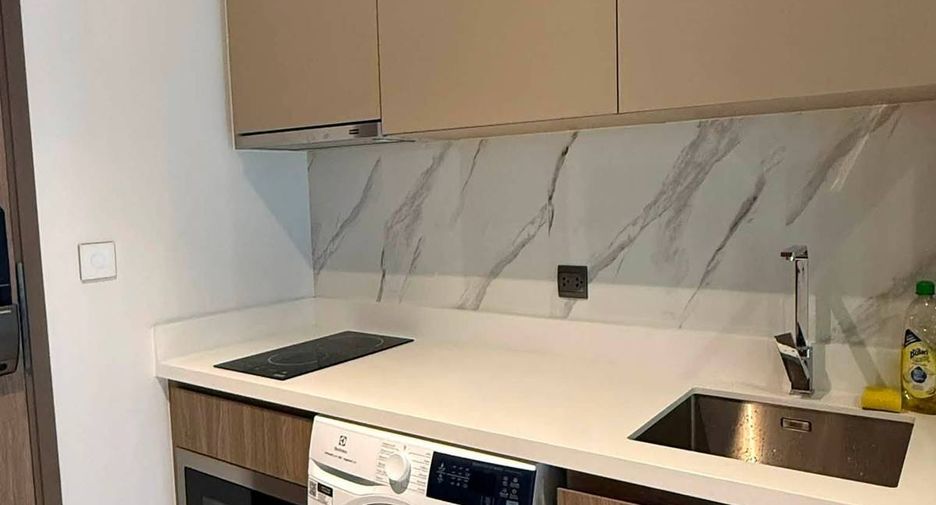 For rent 1 bed condo in Watthana, Bangkok