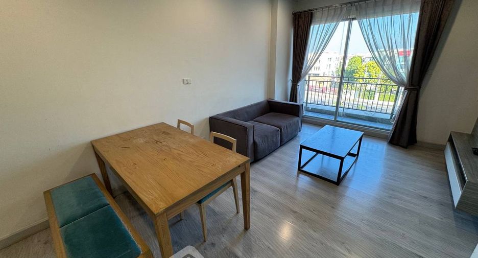 For rent 2 ベッドルーム condo in Khan Na Yao, Bangkok