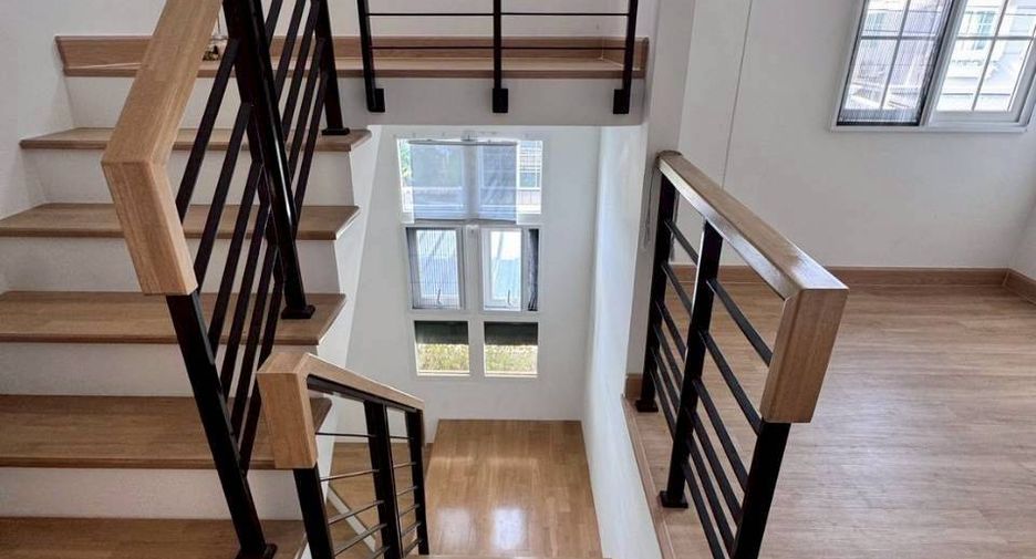 À louer et à vendre 4 chambres maison à Mueang Samut Prakan, Samut Prakan