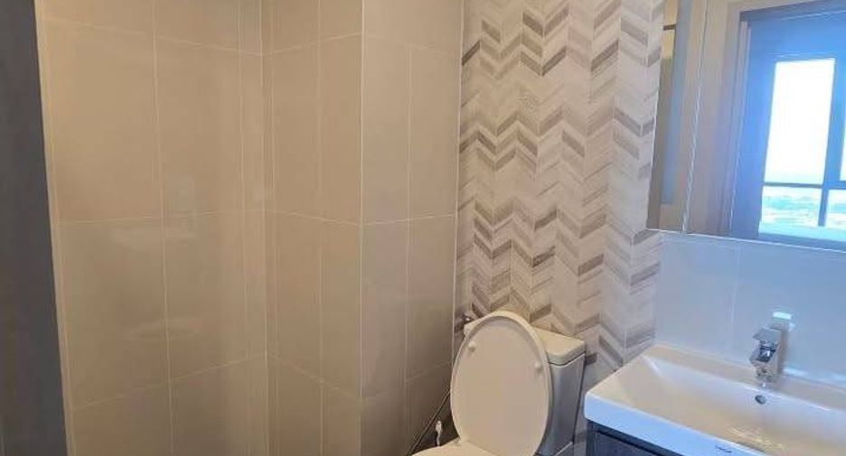 For sale 2 bedrooms condo in Khlong Toei, Bangkok