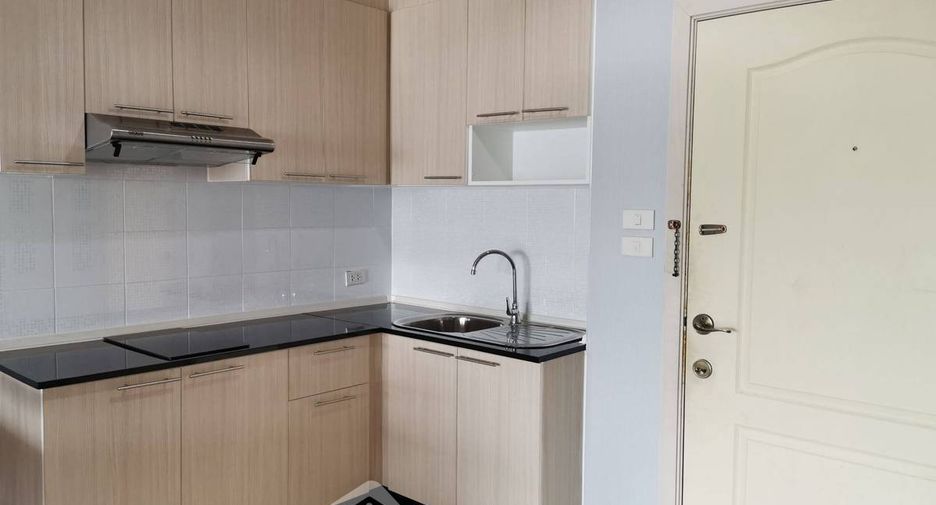 For rent and for sale 2 bedrooms condo in Watthana, Bangkok