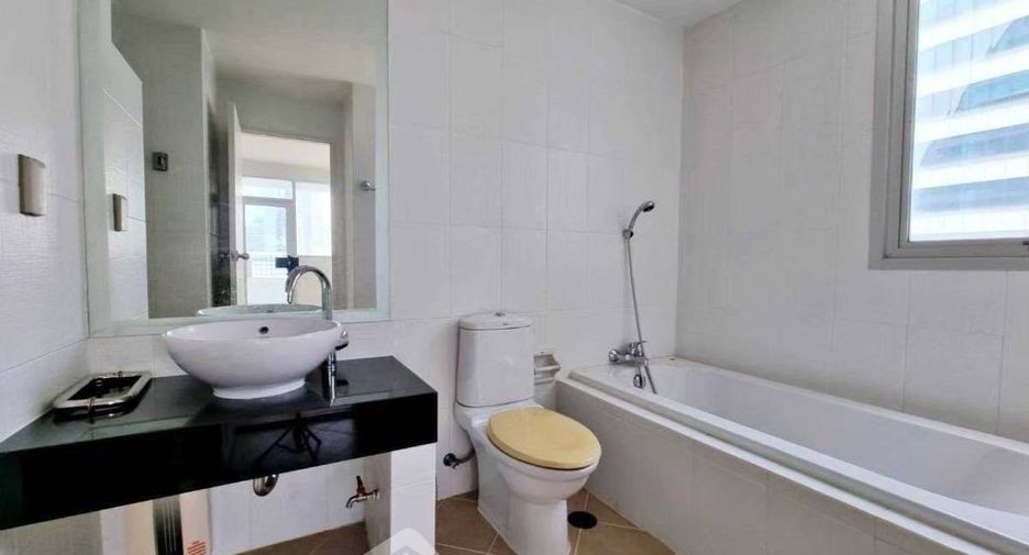 Продажа 2 спальни кондо в Сатхон, Бангкок