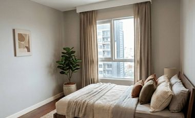 For sale 2 bedrooms condo in Huai Khwang, Bangkok