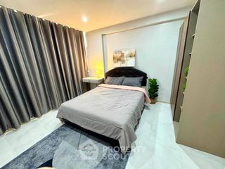 For rent 3 ベッドルーム condo in Huai Khwang, Bangkok